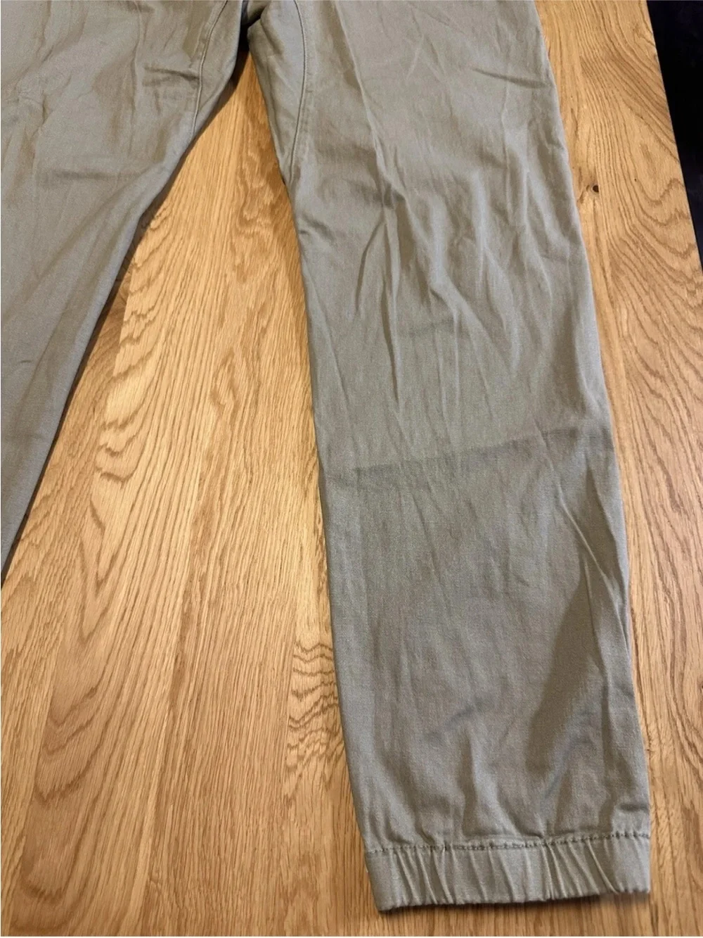Men’s Victorious Green Cargo Joggers 2XL/30” 97% Cotton Drawstring Pockets